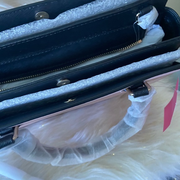 Kate spade Laurel Way - Picture 2 of 3